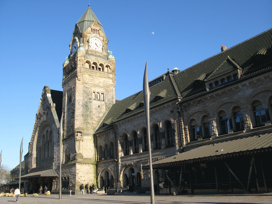 Metz, la façade de la gare